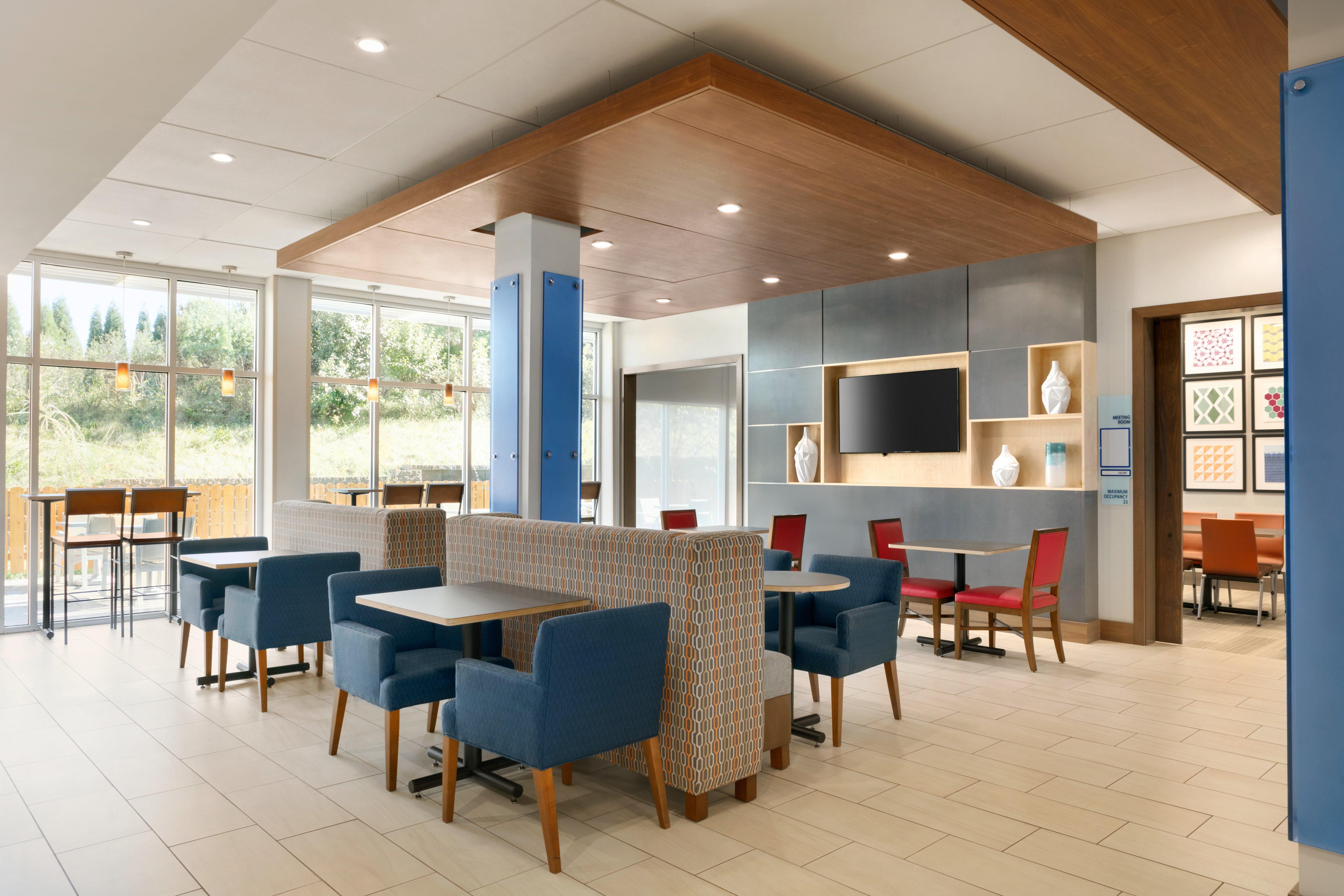 Holiday Inn Express & Suites Salisbury By Ihg Exterior foto