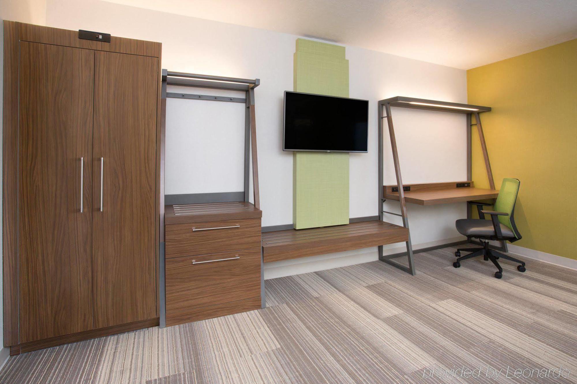 Holiday Inn Express & Suites Salisbury By Ihg Exterior foto
